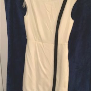 NWT Calvin Klein Cream & Black Dress Size 4